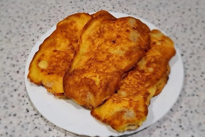 Необычные свиные отбивные в луке: просто и вкусно