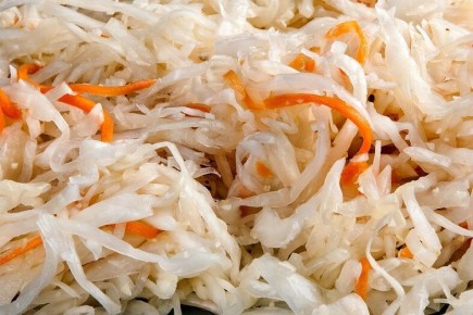 Как добавить изюминку в традиционную квашеную капусту: новое видение классического рецепта