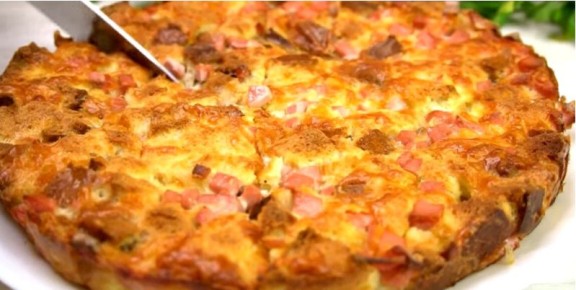 Хлебный пирог: быстро и вкусно из того, что есть под рукой