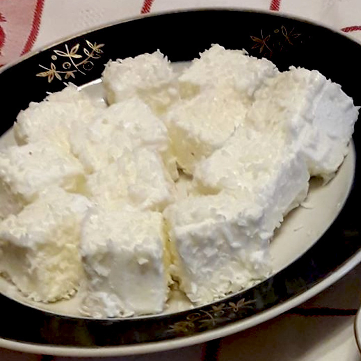 Нежное суфле из кефира с кокосом: легкий и вкусный десерт