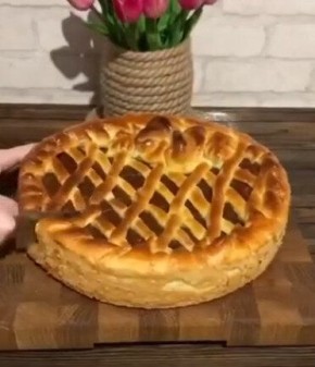 Сладкий пирог с ароматной начинкой: простой рецепт