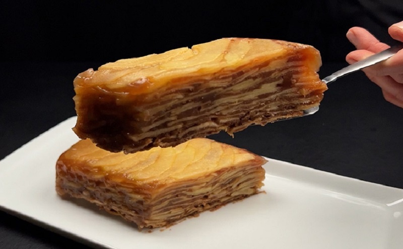 Яблочный десерт, который удивит: кремовая радость без теста