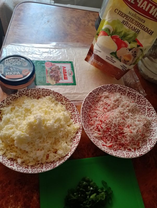 Рулетики из лаваша: быстрая закуска для любого случая