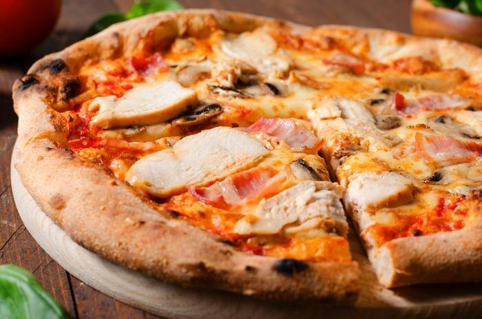 Заказы пиццы возле Пентагона увеличились на 476%