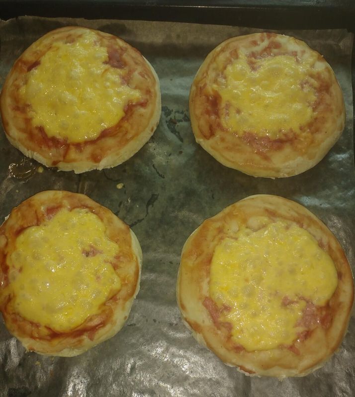 Как приготовить простую и вкусную детскую пиццу