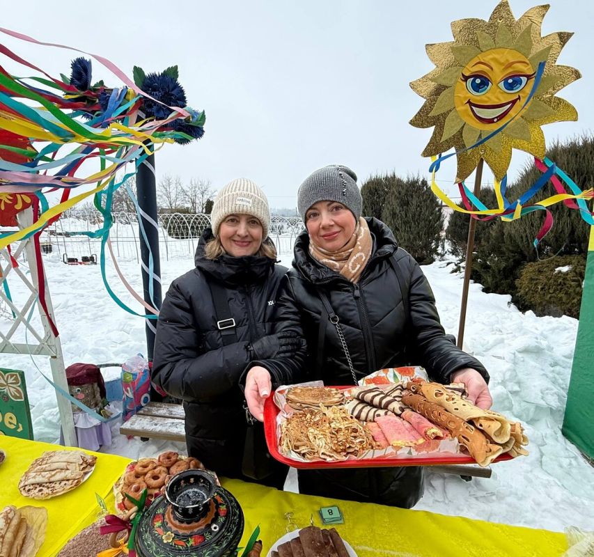 Весенние гуляния: как Шклов встречает тепло с блинами и песнями
