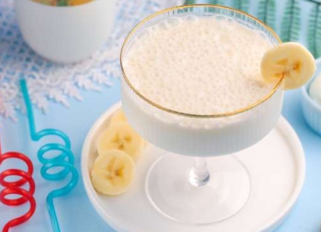 Коктейль с банановым вкусом: идеальное угощение для детей