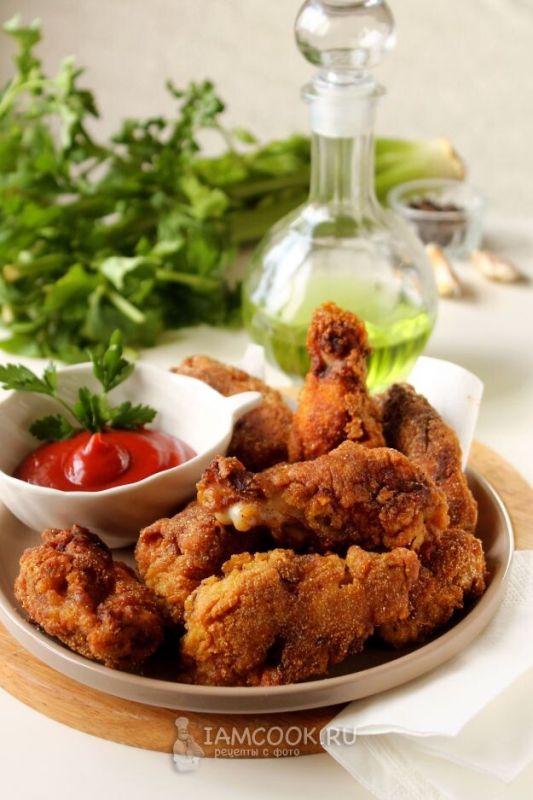 Куриные крылышки в хрустящей панировке: секреты ресторанного вкуса у вас дома