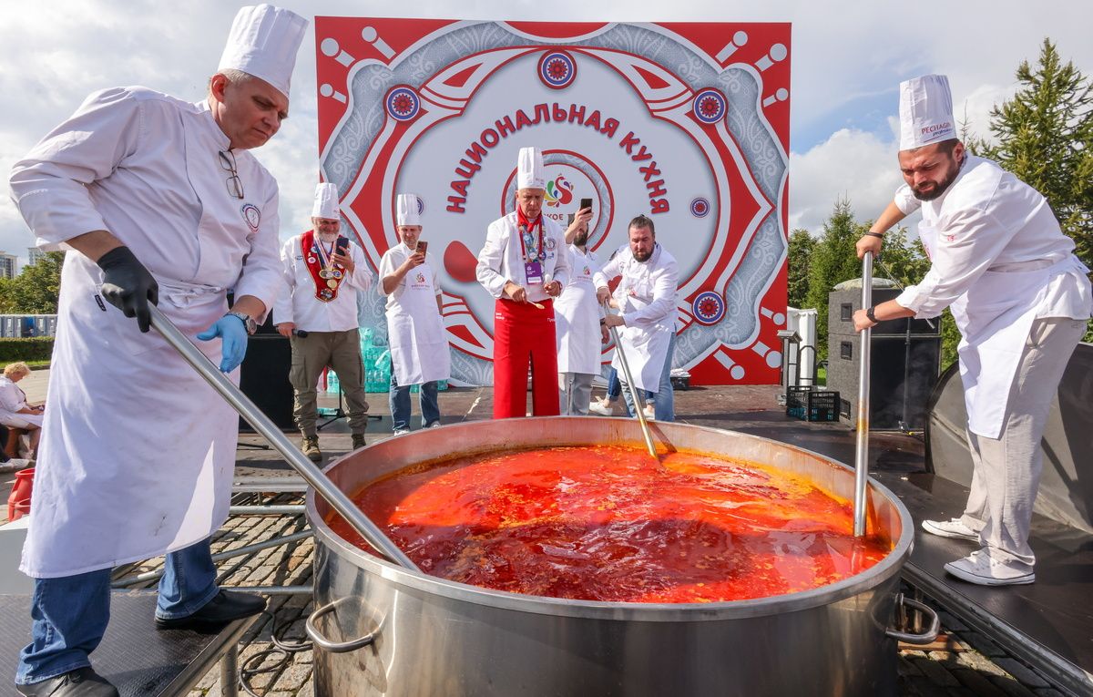 Новый ГОСТ на русскую кухню: теперь официально о борще и оливье