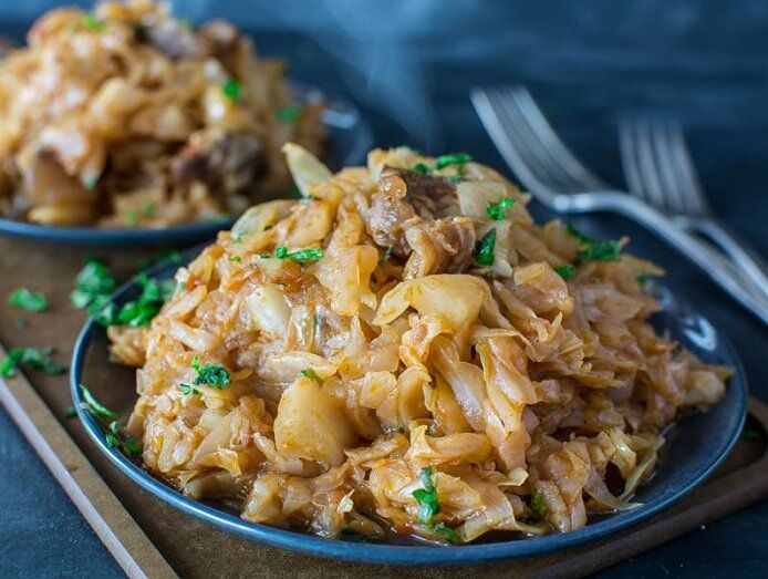 Нежная тушеная капуста: секретный ингредиент для идеального вкуса
