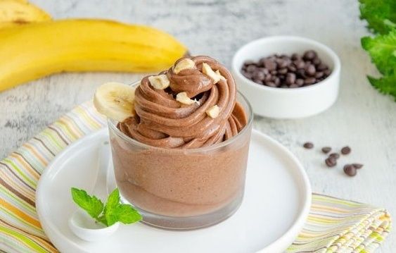 Откройте для себя невероятное банановое мороженое с какао