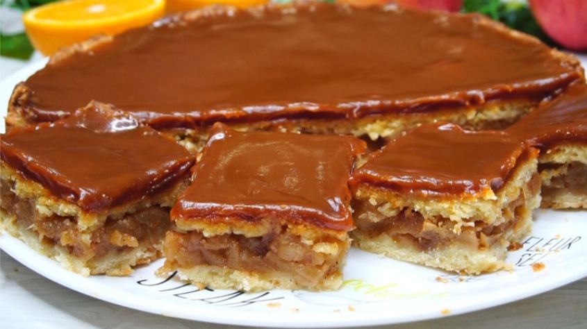 Сладкое искушение: Яблочный пирог с карамелью, который покорит все сердца