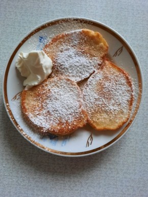 Идеальные пышные оладьи на кефире