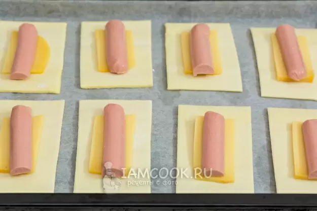 Сосиски в тесте: как вернуть уличные лакомства в ваше меню