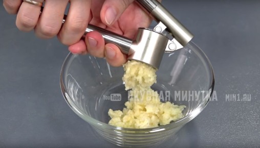 Заправка, которую все ждали: готовьте за 5 минут и разнообразьте свои блюда