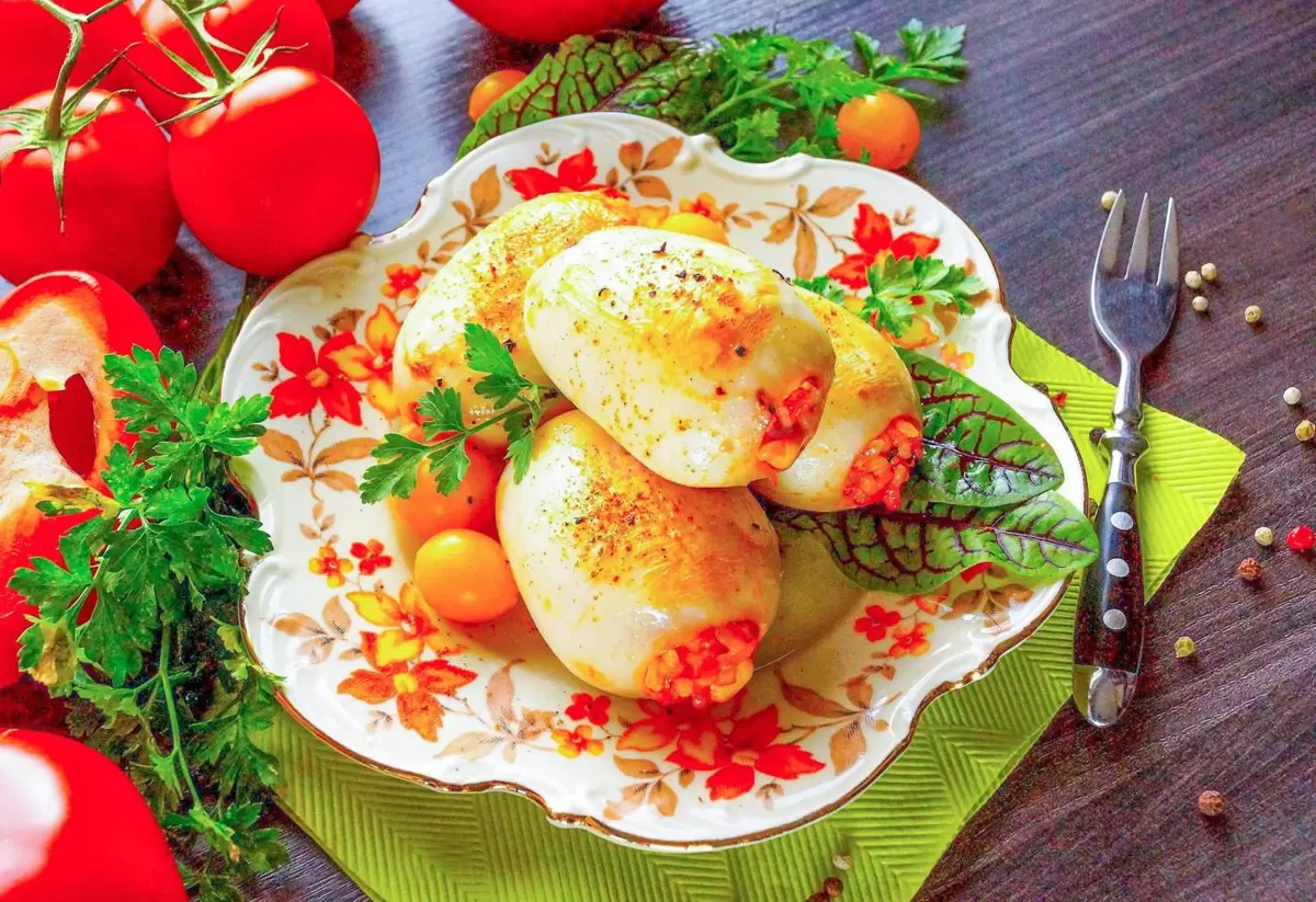 Фаршированные кальмары: деликатес, который собирает вокруг стола всю семью